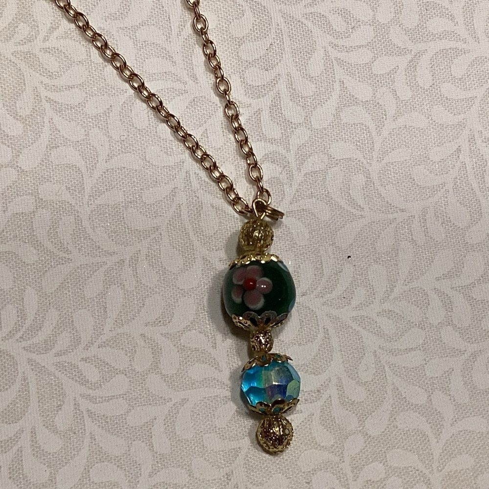 Goldtone Chain with Green Floral Birthday Cake Bead Pendant